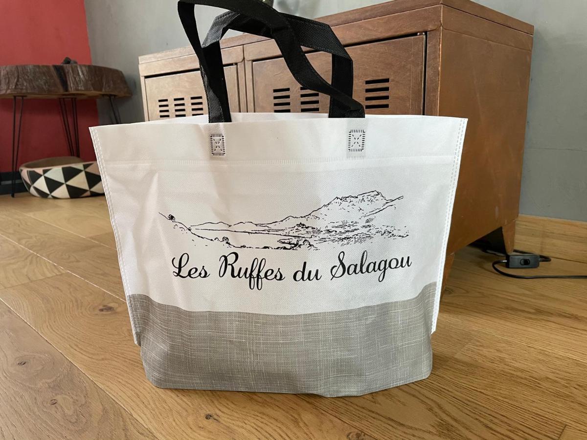 Bungalow Les Ruffes Du Salagou Клермон-л'Эро Экстерьер фото